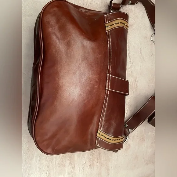 Dior Brown Leather Saddle Bag with Tan Accent - Picture 3 of 10